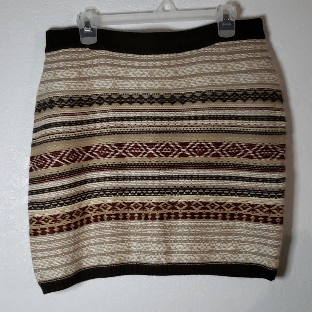 Maurices large acrylic knit skirt - Picture 1 of 4
